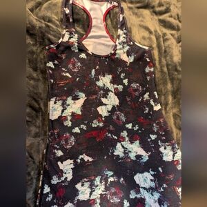 Lululemon razorback tank